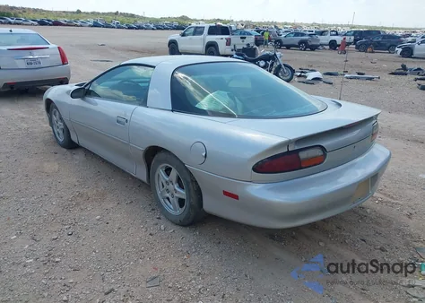 1998 Chevrolet Camaro z USA, uszkodzony, nr VIN 2G1FP22KXW2106066